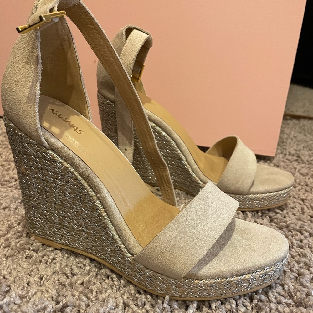 Summer Wedges by Kaanas